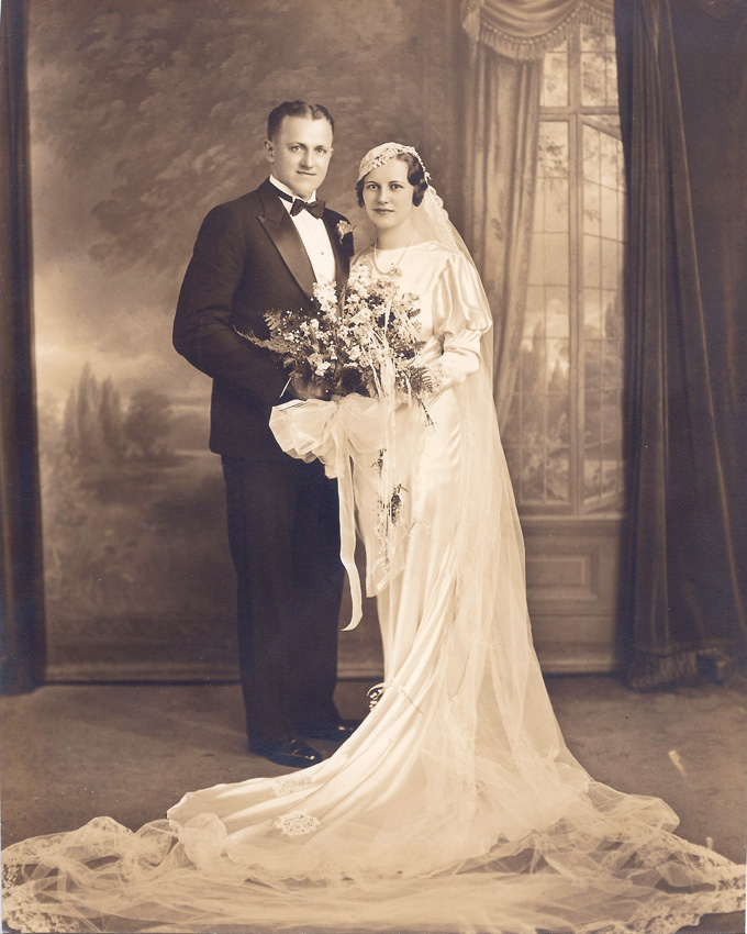 Power Helmets, Lost In Space and Why You Need Printed Photographs | Saratoga Springs Wedding Photography