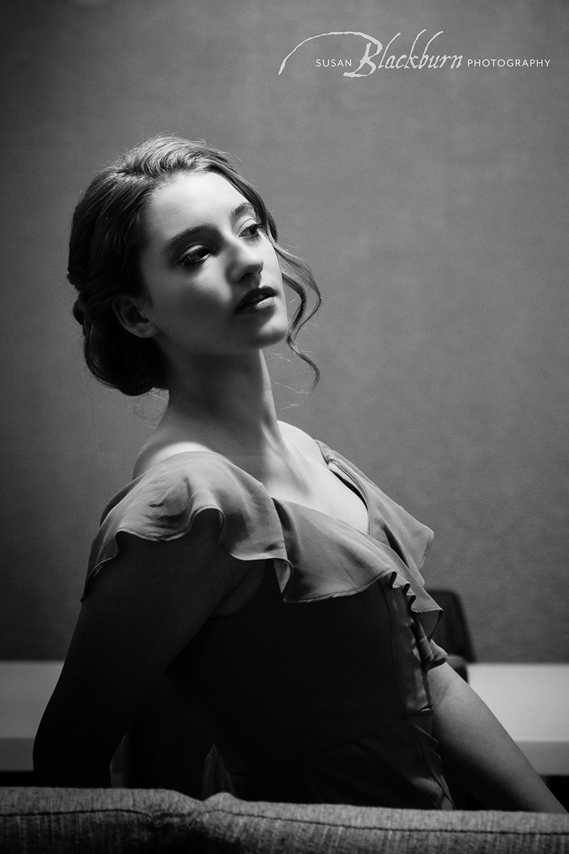 Six Considerations When Hiring a Senior Portrait Photographer