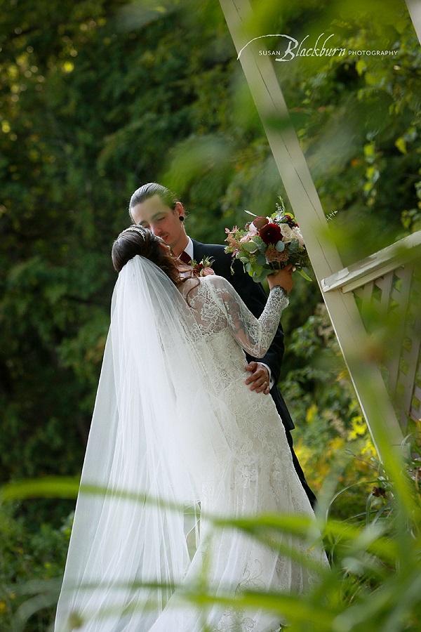 Gorgeous Summer Wedding at the Mansion | Best Saratoga Wedding Photographers