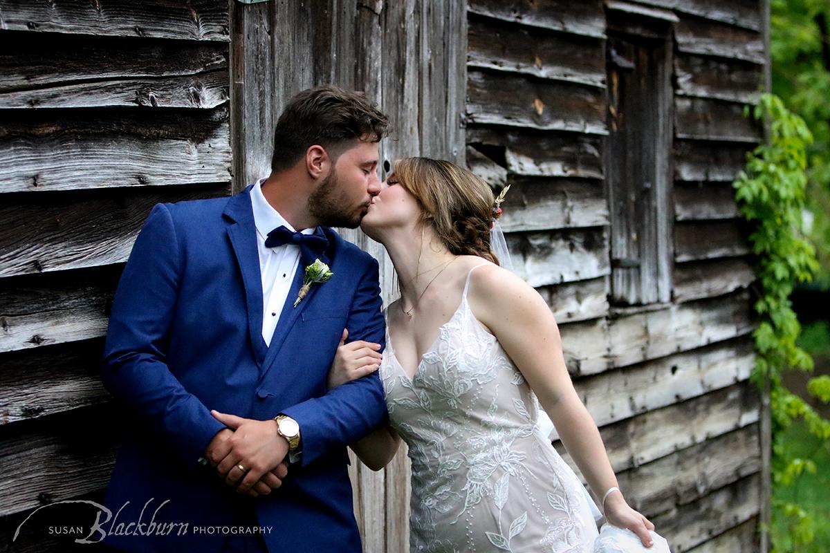 Rustic Saratoga NY Wedding Photos