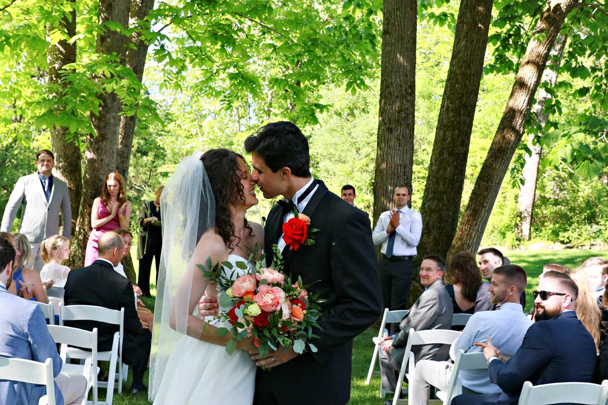 5 Considerations for an Outdoor Wedding | Saratoga NY Photographers