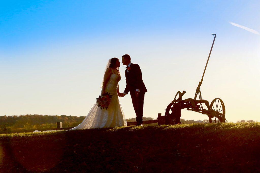 Wedding Day Timeline for Fall Weddings